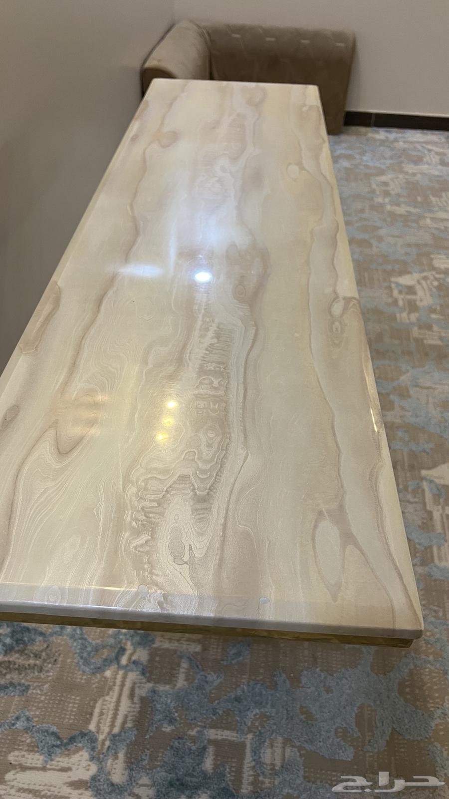 Marble table64580240437122110