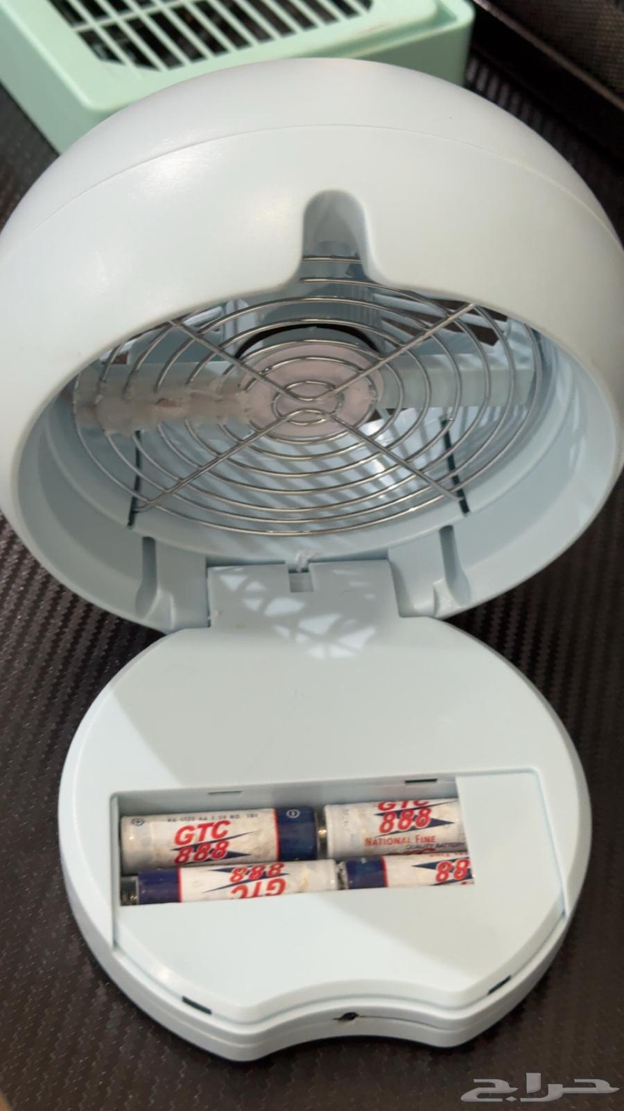 للبيع مروحة جديده تشتغل على الكهرباء و حجار64581511108993113