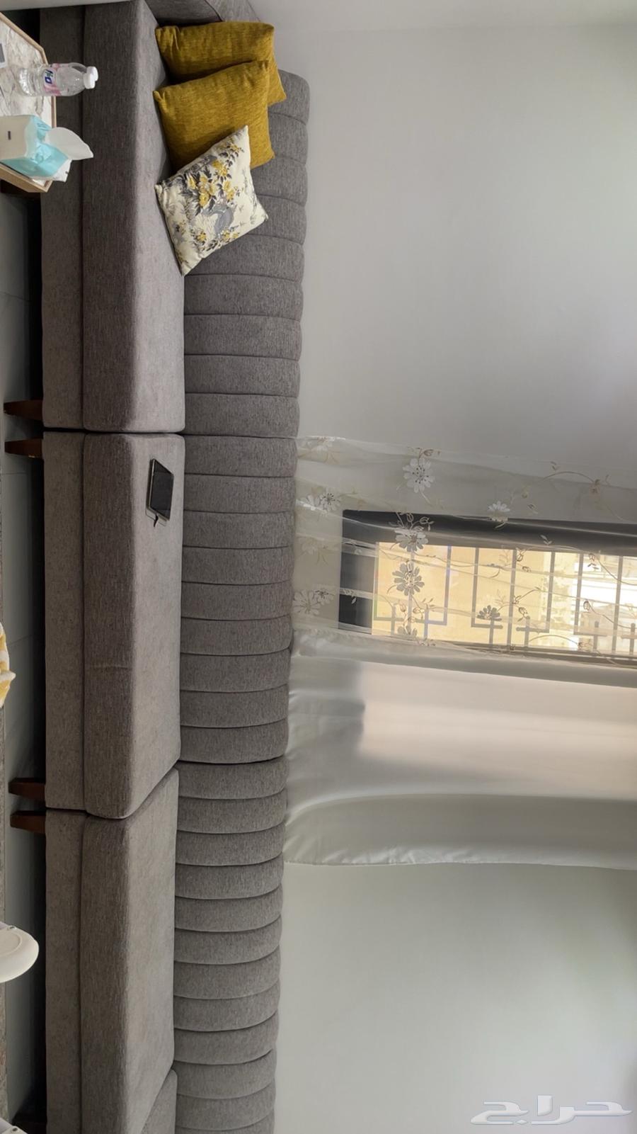 كنب رصاصي زاوية يمين حالته جيده جدا نظيف64583739461633111