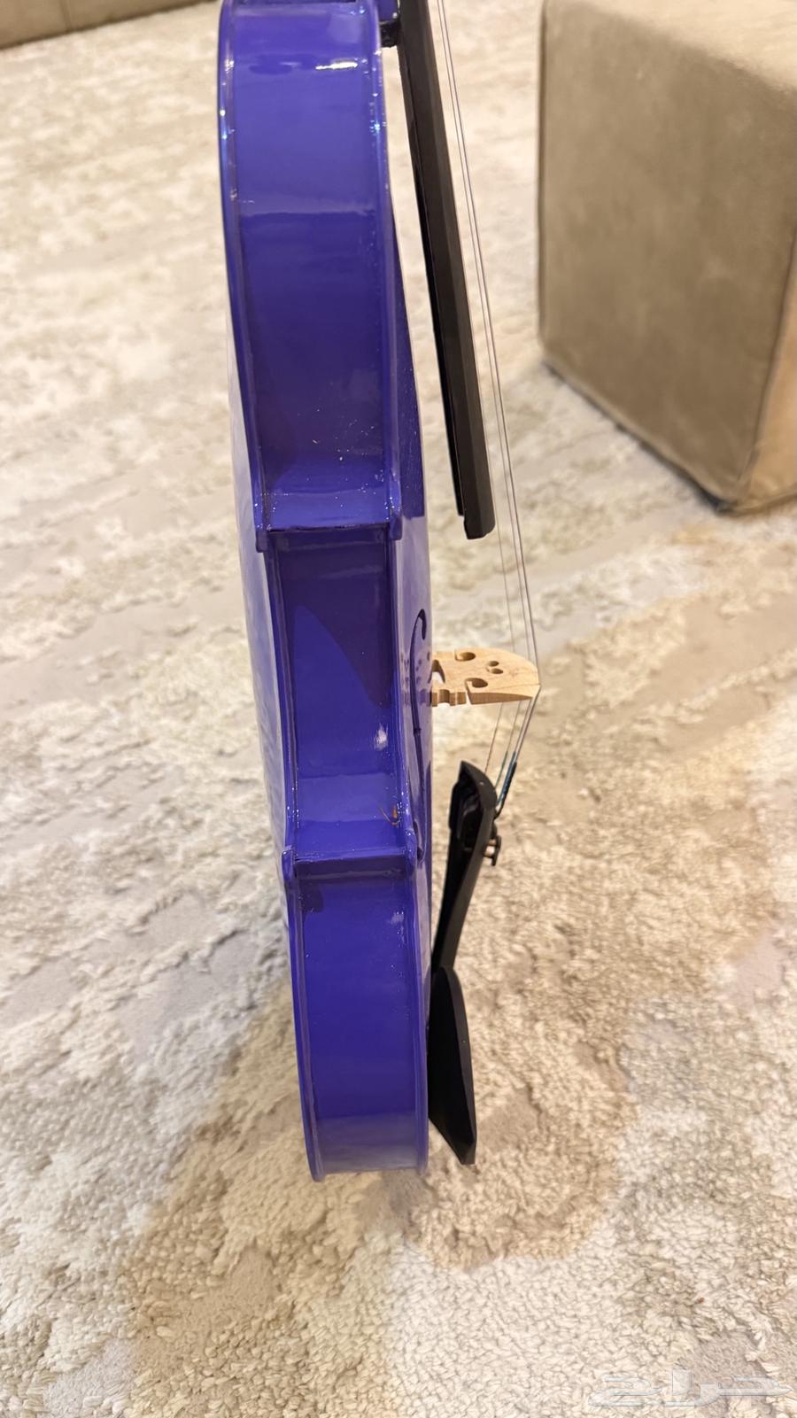 كمان مستخدم بحاله جيده64581580146051113