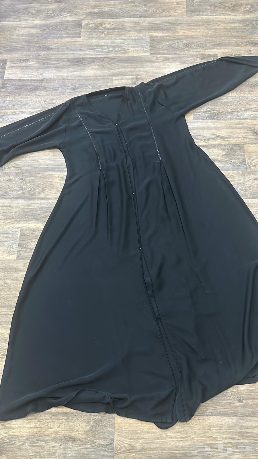 Used clean abayas, 3 abayas with their hijabs for only 10 riyals64503677974146113