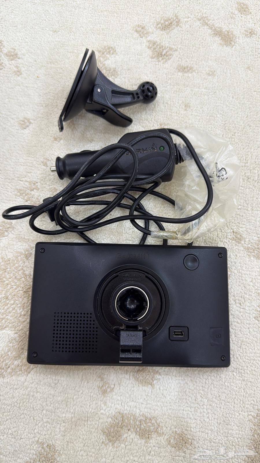 For sale Garmin size 51 large64582997528577111