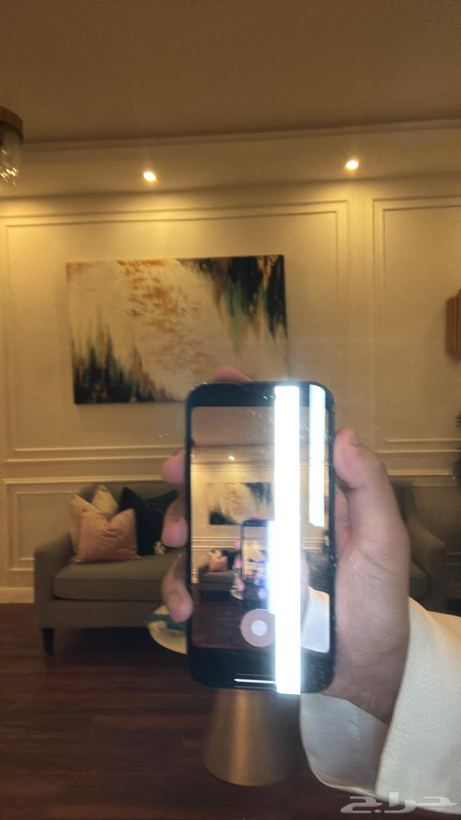 iPhone mobile64581429504513110