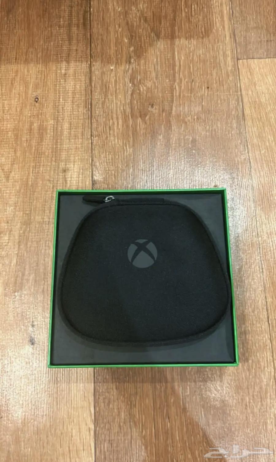 Xbox Elite Series 2 controller, almost new, clean usage, special price64581086790274114