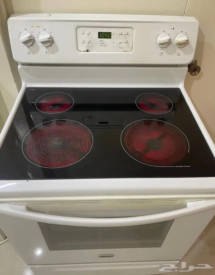 فرن جبسون للبيع بحاله ممتازة شغال الفرن وجميع قواعد الطبخ64584715751170111