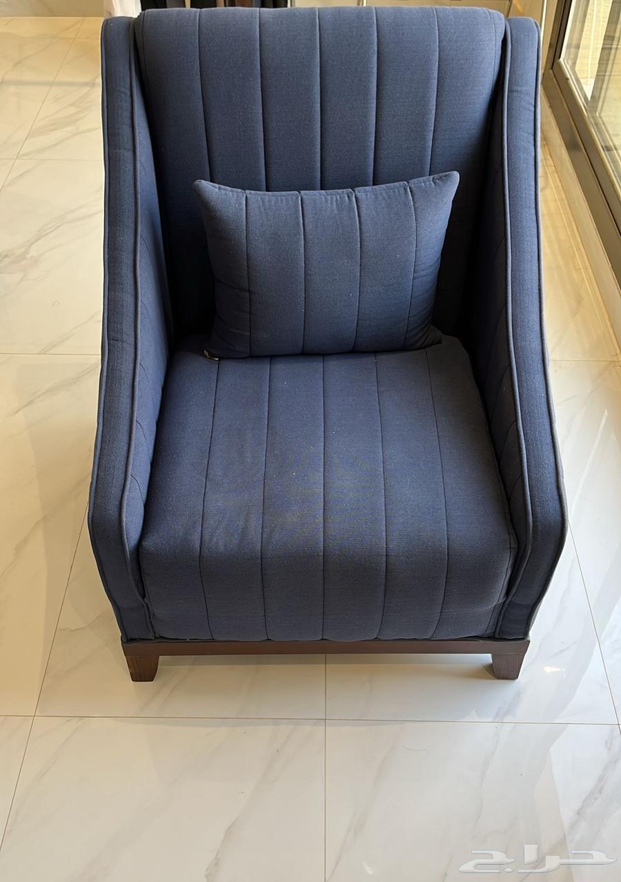 للبيع عدد 4 كنبات مفردة جديدة64583011901441110