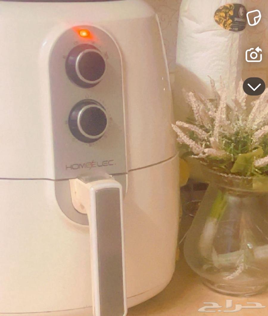 Washing machine, fryer, service tables, juice extractor64584149314817111