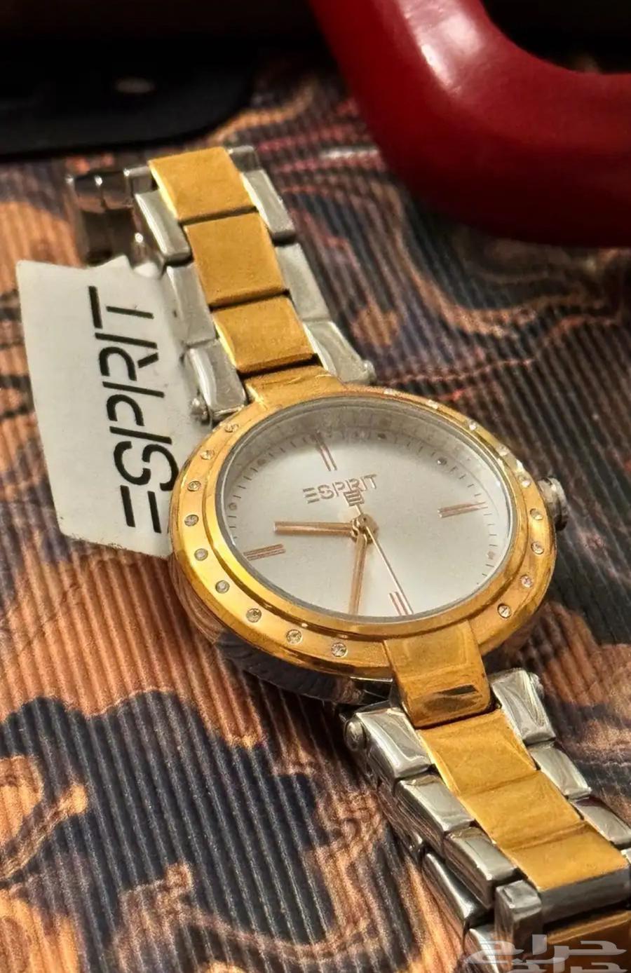 ساعة نسائية جديدة64583144161411110