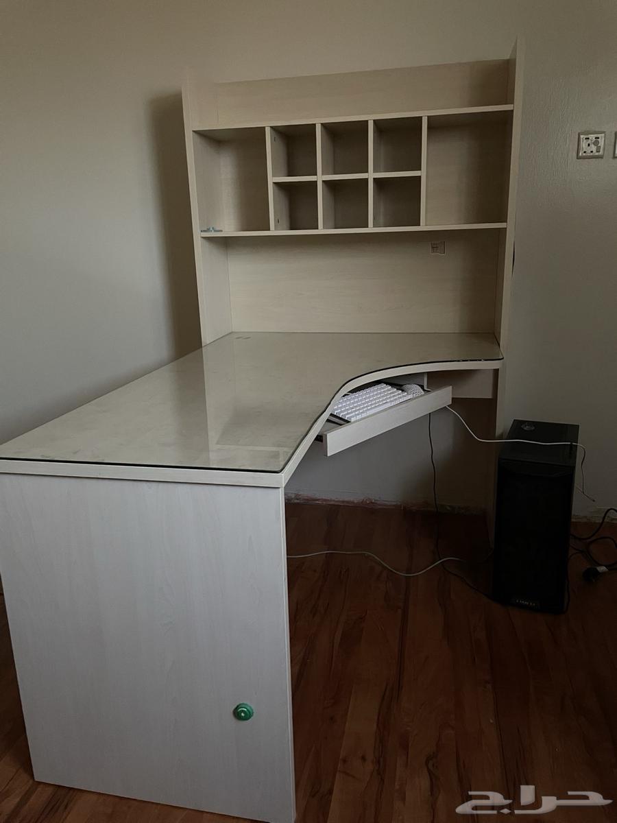 مكتب دراسي للبيع64584673682179111