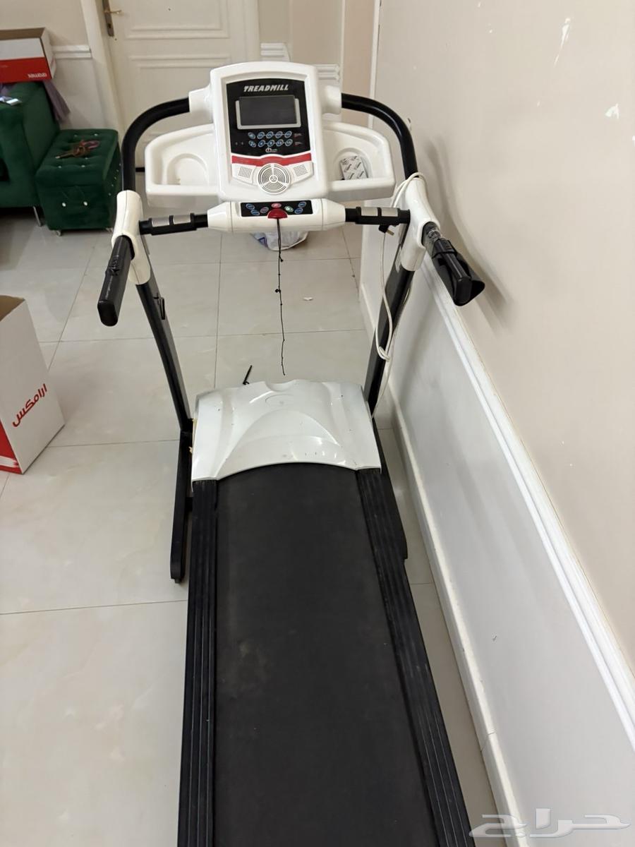 سير مشي نضيف64583443479553110