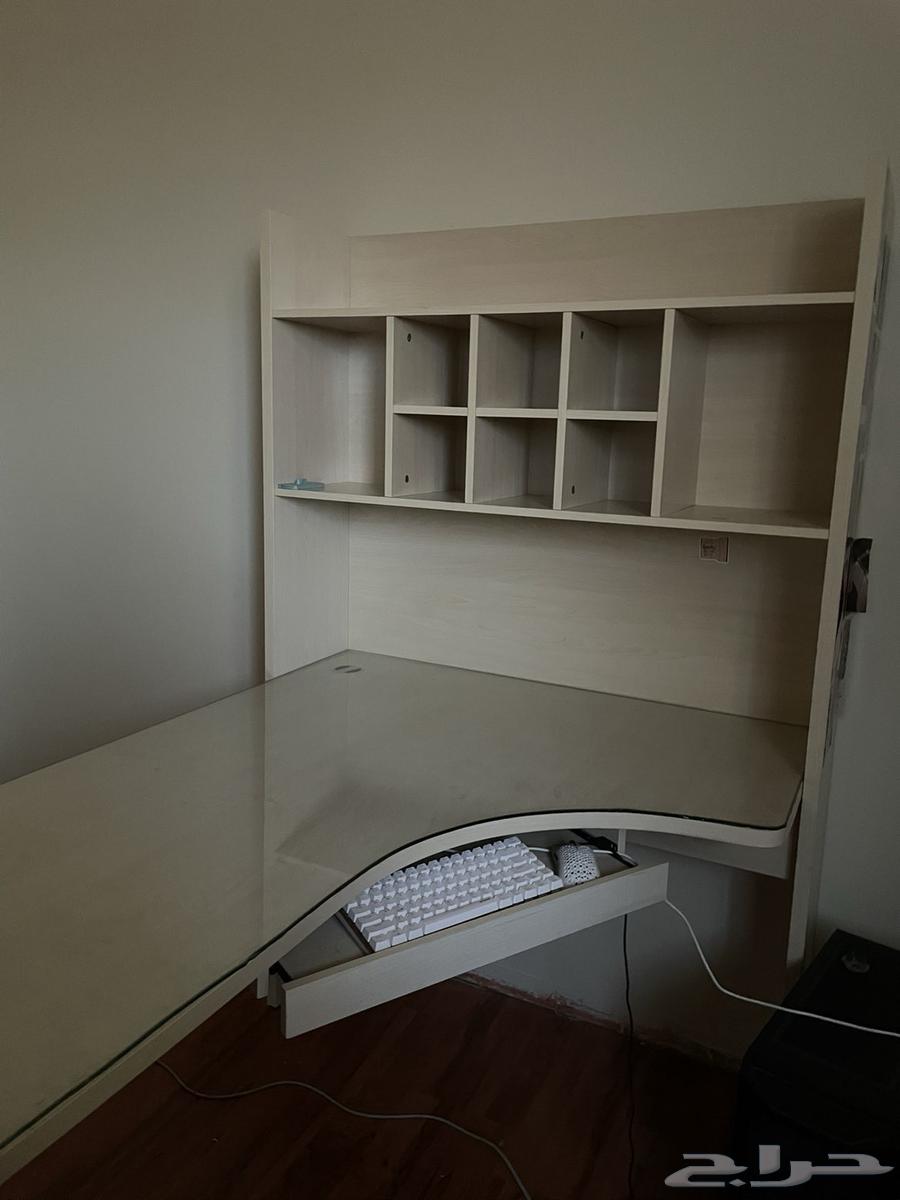 مكتب دراسي للبيع64584673682179113