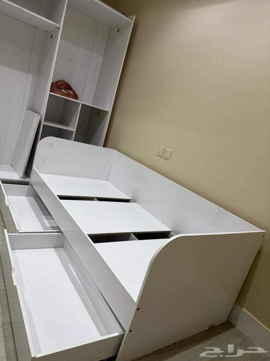 السرير من هوم بوكس64580458653185113