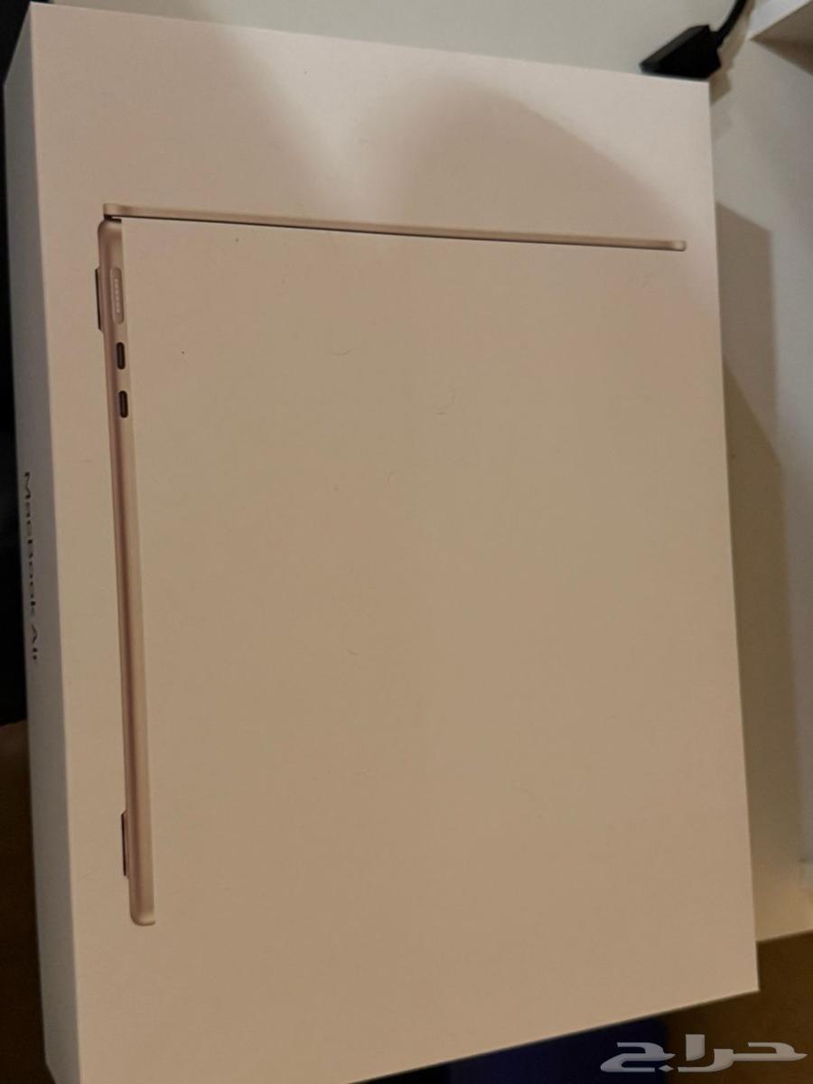 ماك بوك اير ام4 16 رام64580143922306111