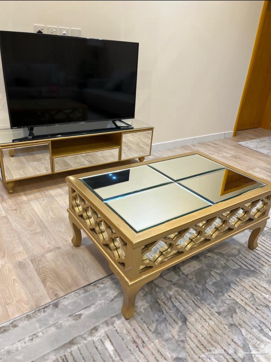 طاولة تلفزيون وطاولة قهوه للبيع64582965455490110