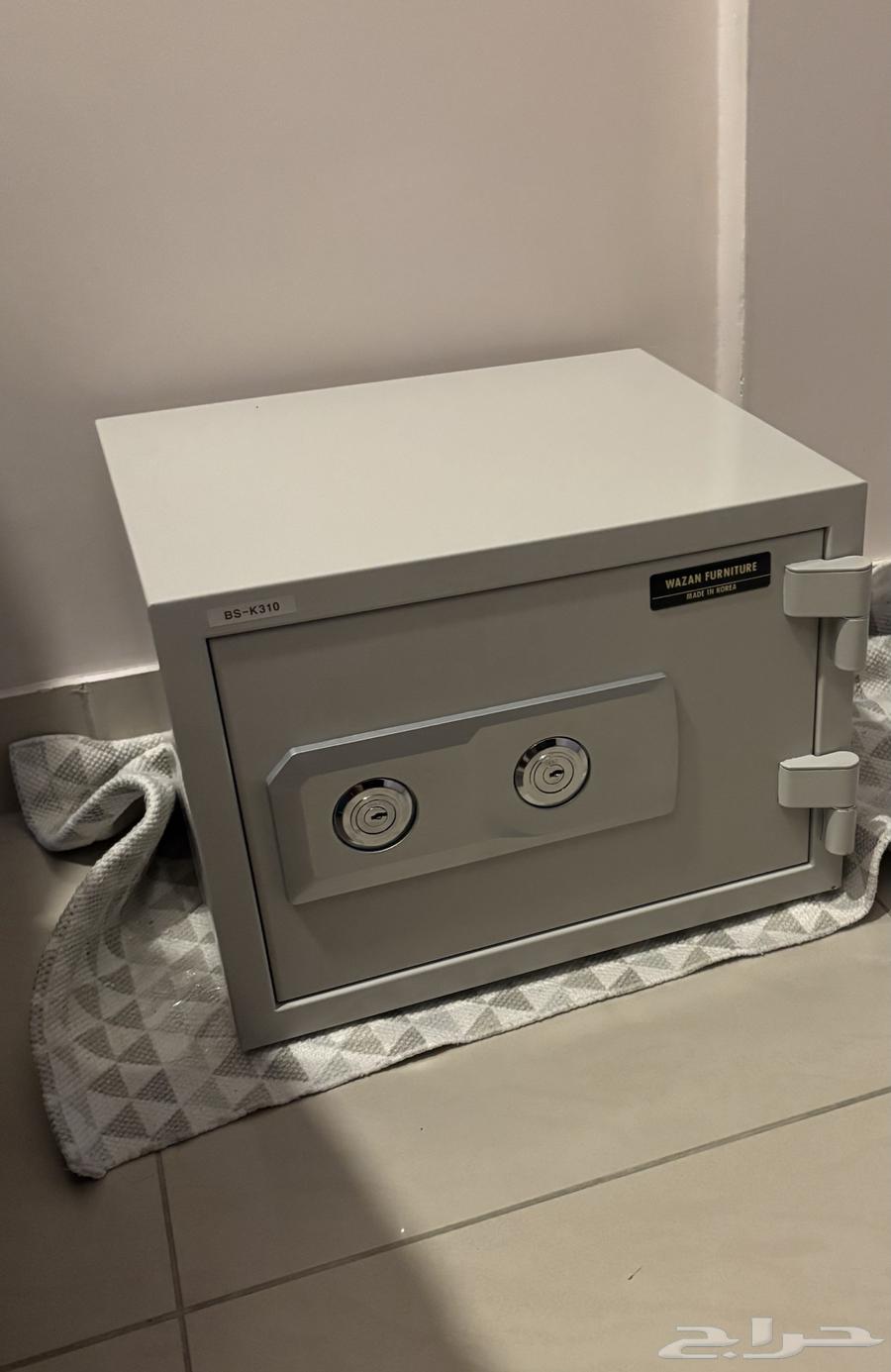 خزنة جديدددة64585683598977110