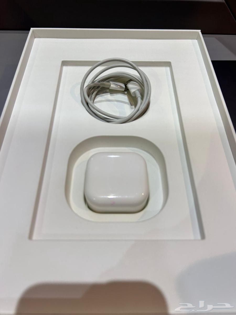 ايباد 9 رمادي شبه جديد64587950575874113