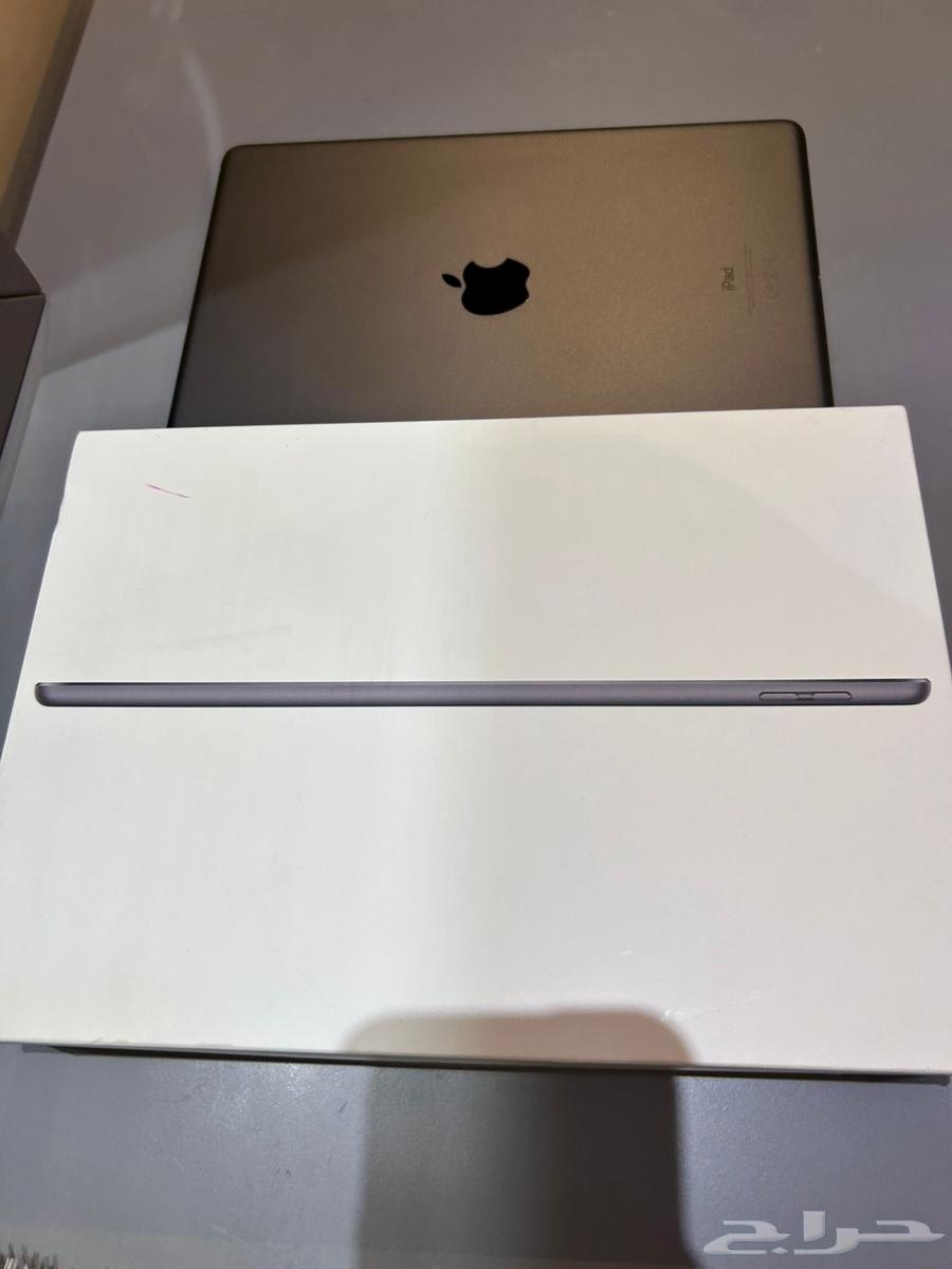 ايباد 9 رمادي شبه جديد64587950575874112