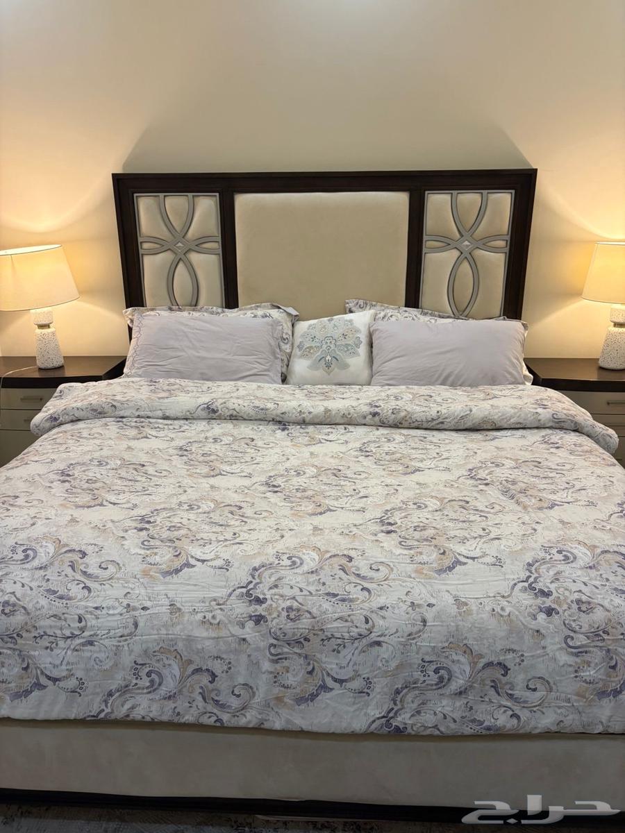 للبيع غرفة نوم من مفروشات العمر64580922302467110
