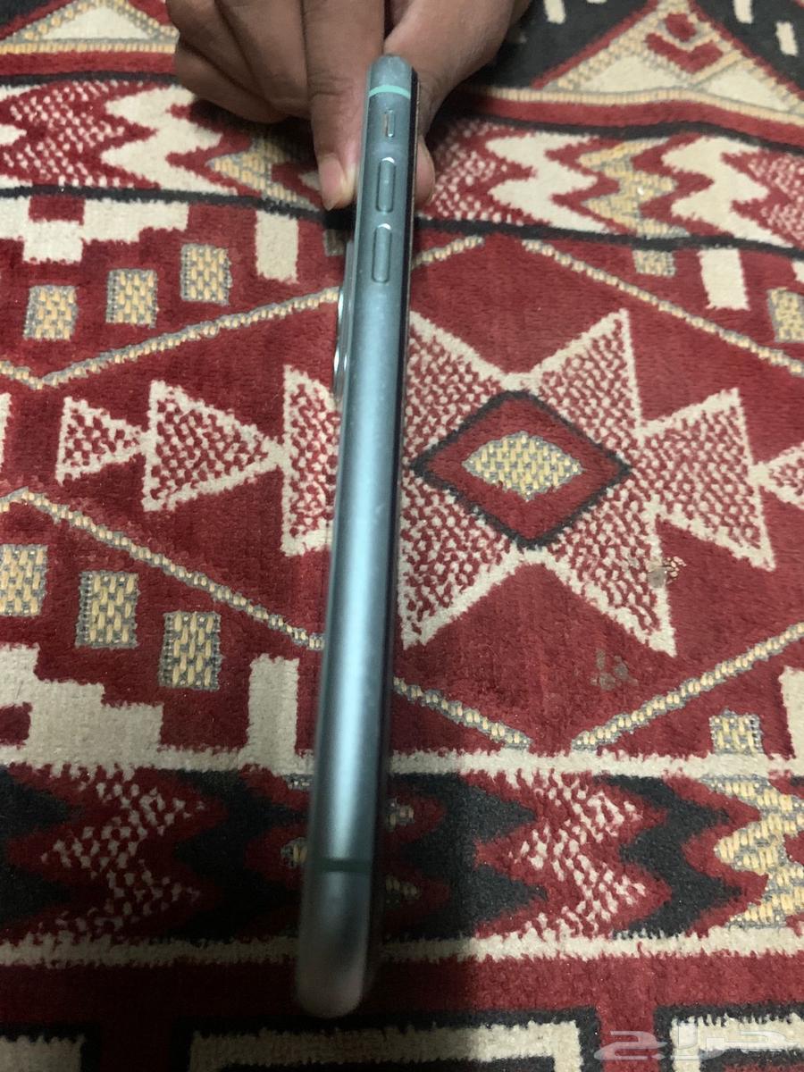 iPhone 11 regular64585893667842112