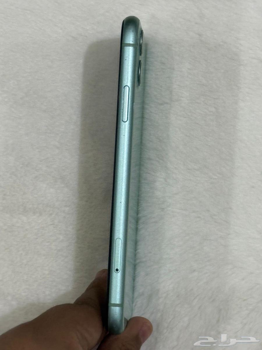 Hello, we are offering you an iPhone 1164587926005379113