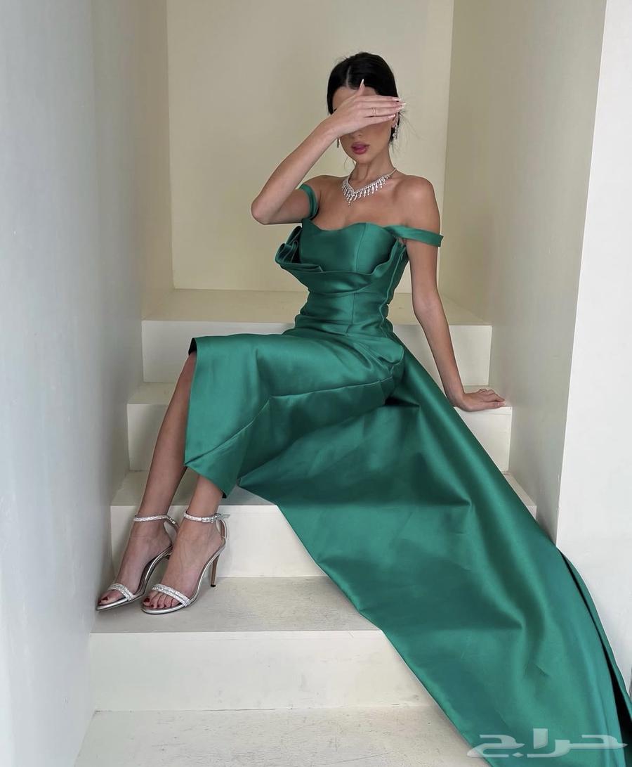 فستان للبيع من مصممه كويتيه64580281433090112
