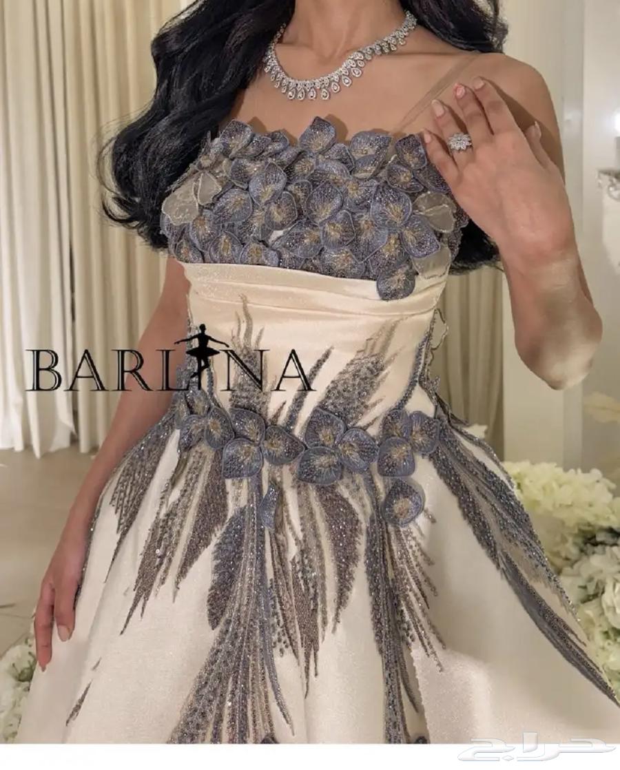 فستان للبيع لبس مره واحده ب50064584361990786111