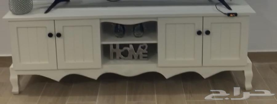 طاولة تلفزيون مع طاولة قهوة وطاولة خدمة ولوحتين جدارية64587640132225112