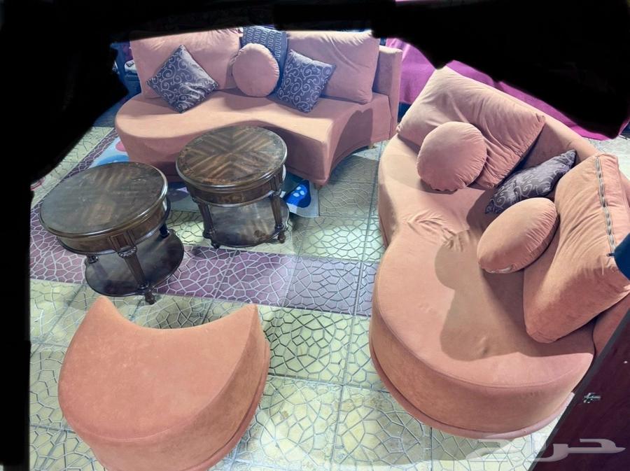 للبيع  كنب ثلاث قطع64583922945153110