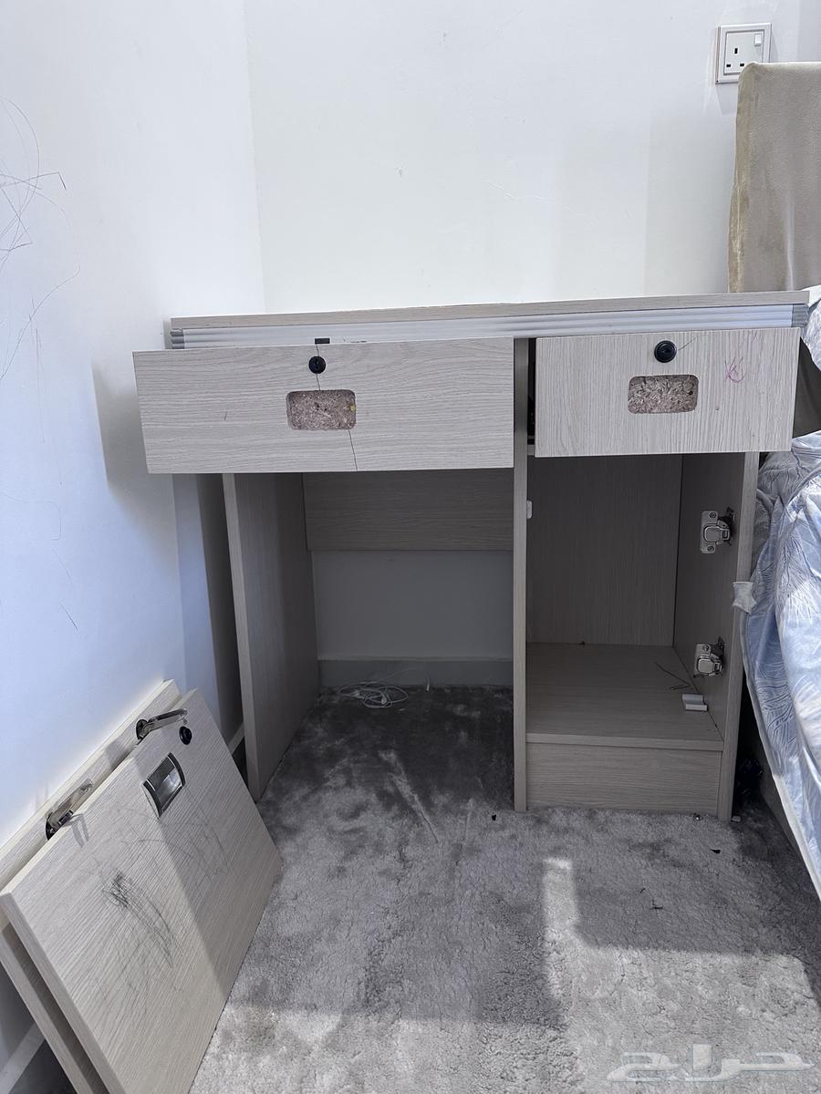 طاوله مكتب للبيع64582740881025110