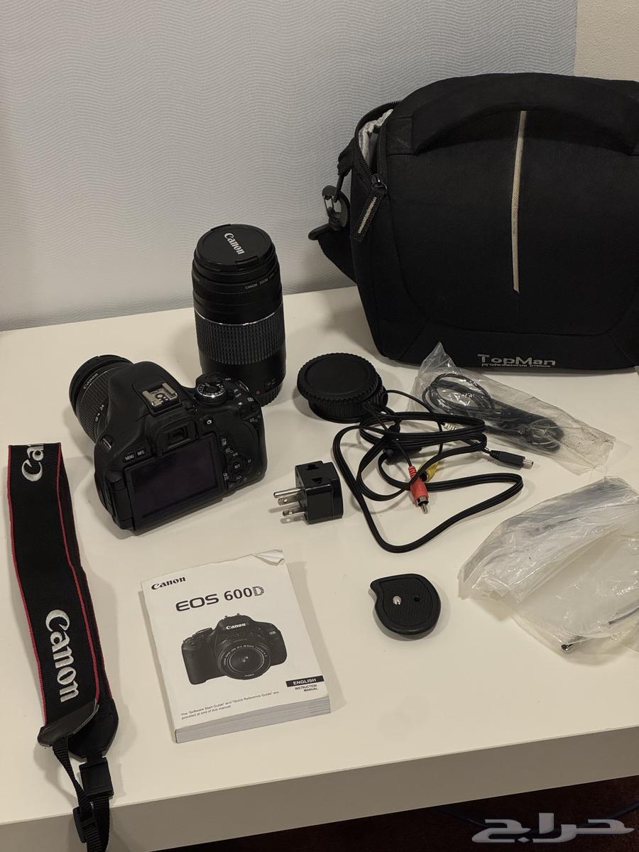 للبيع كاميرا كانون مع عدسات ب 1300 ريال64587478604547110