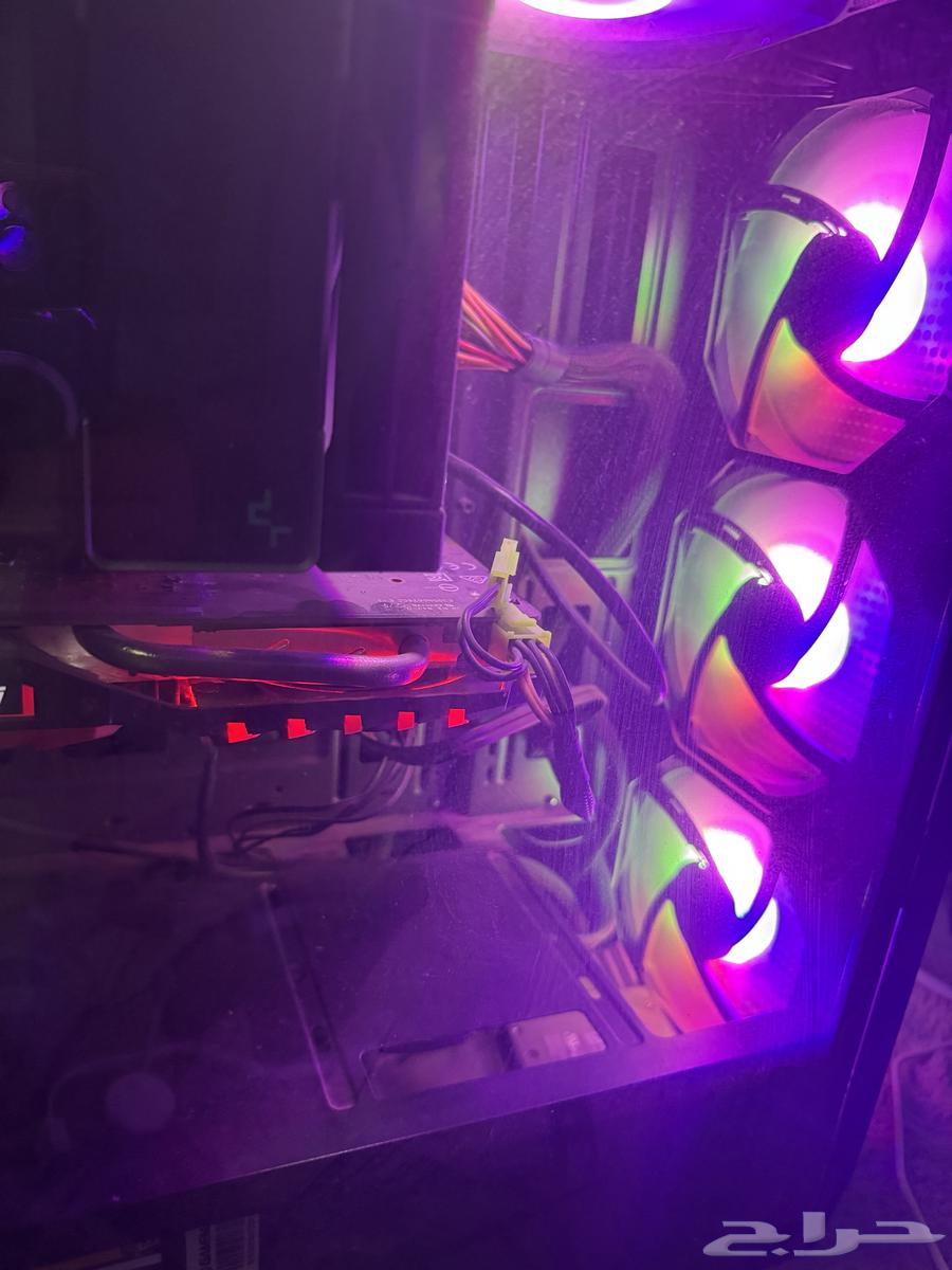 بي سي للبيع64581842471425110