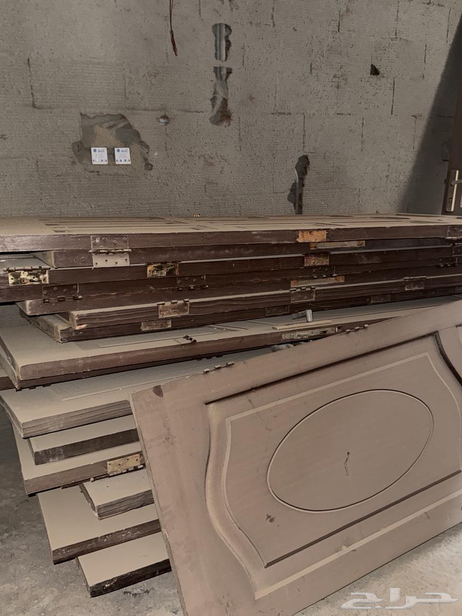 بيبان خشب وشبابيك نظيفه جدا64586164710019113