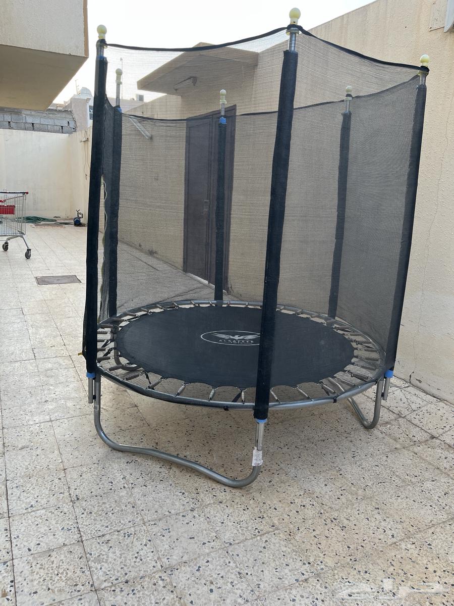 نطيطه كبيره نظيفه جديده حدي فيها 50064582629585025110