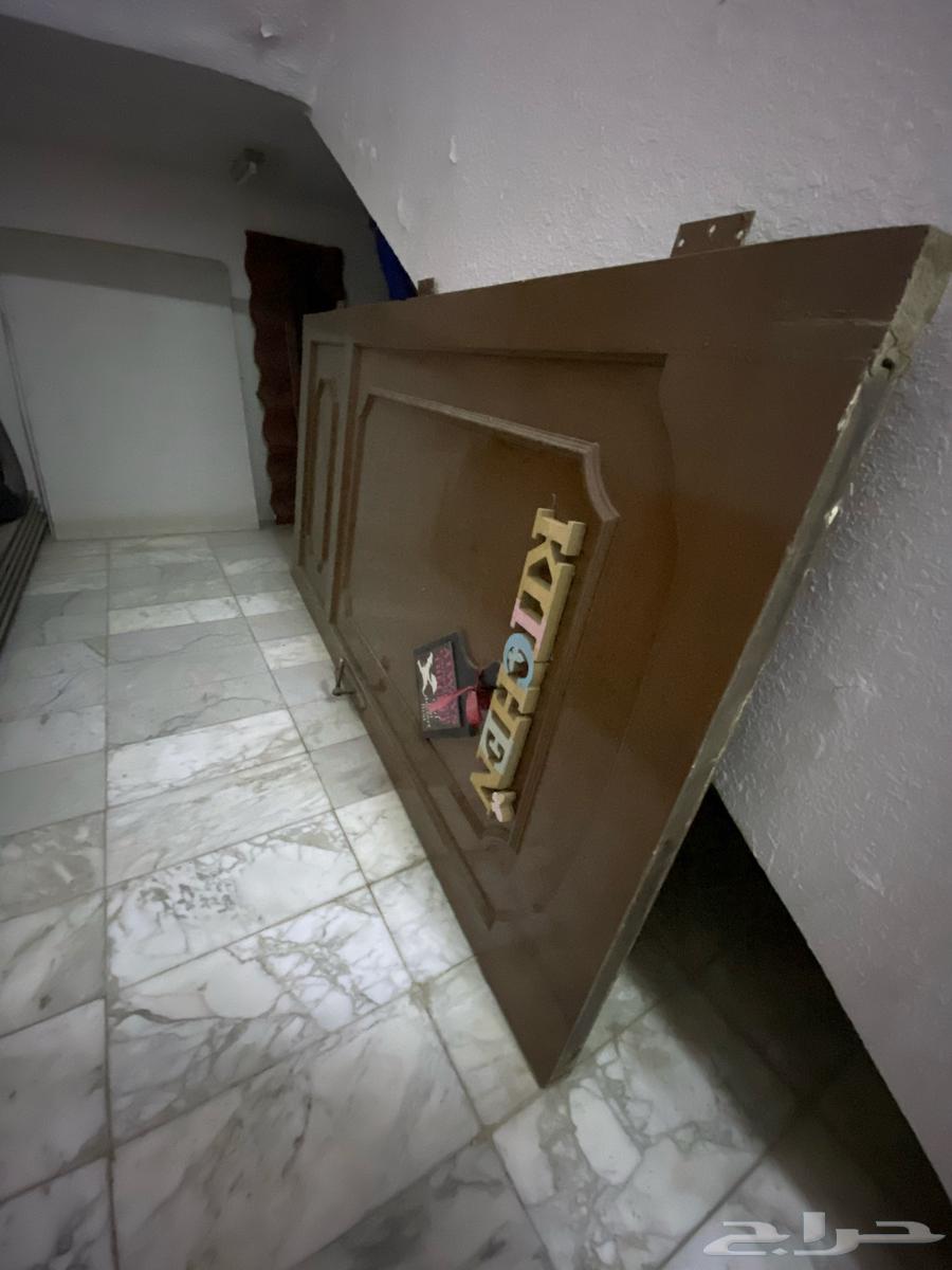 باب خشب للبيع لاعلى سعر64587677340547111