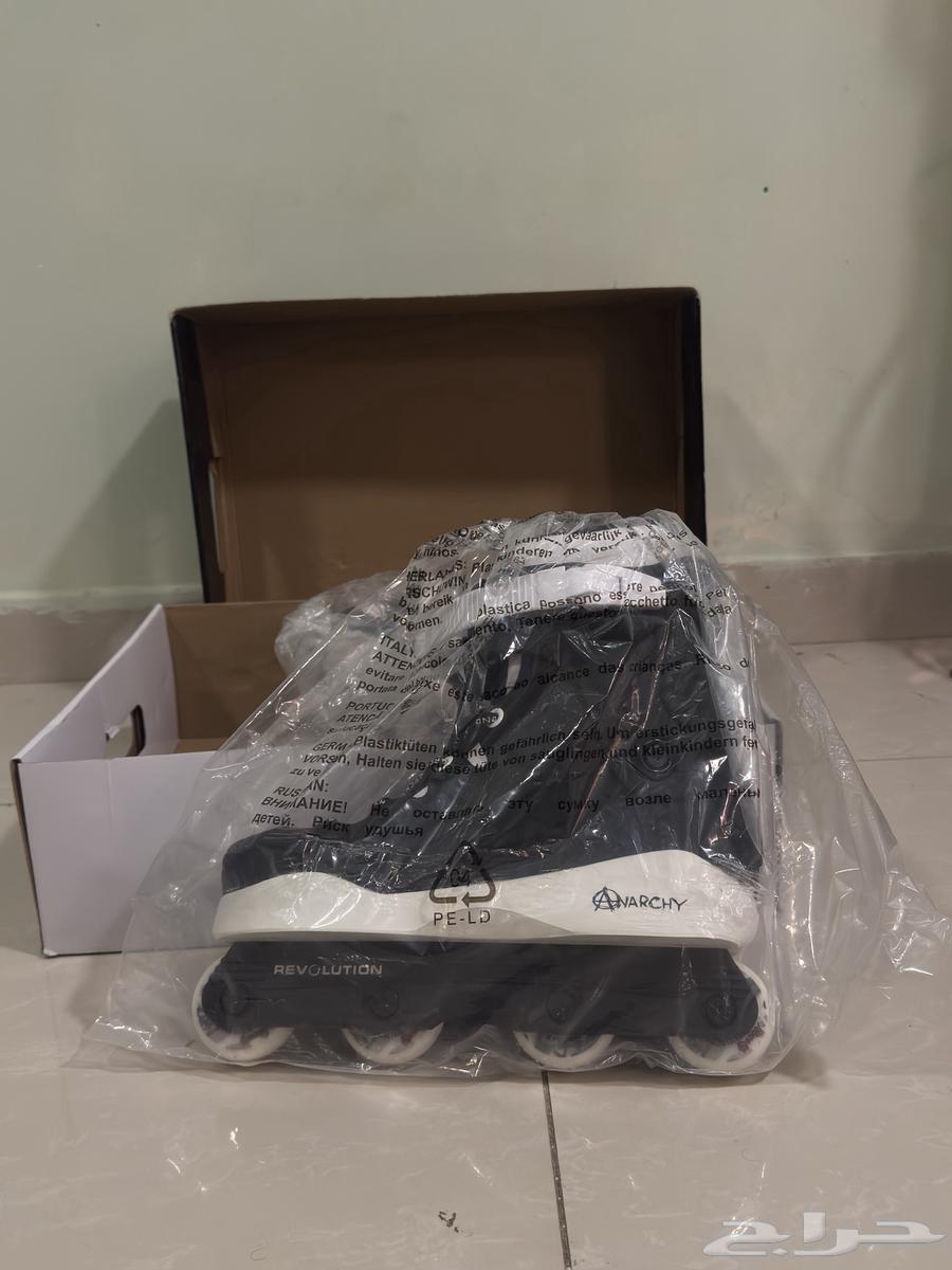 Roller skate64582841072642111