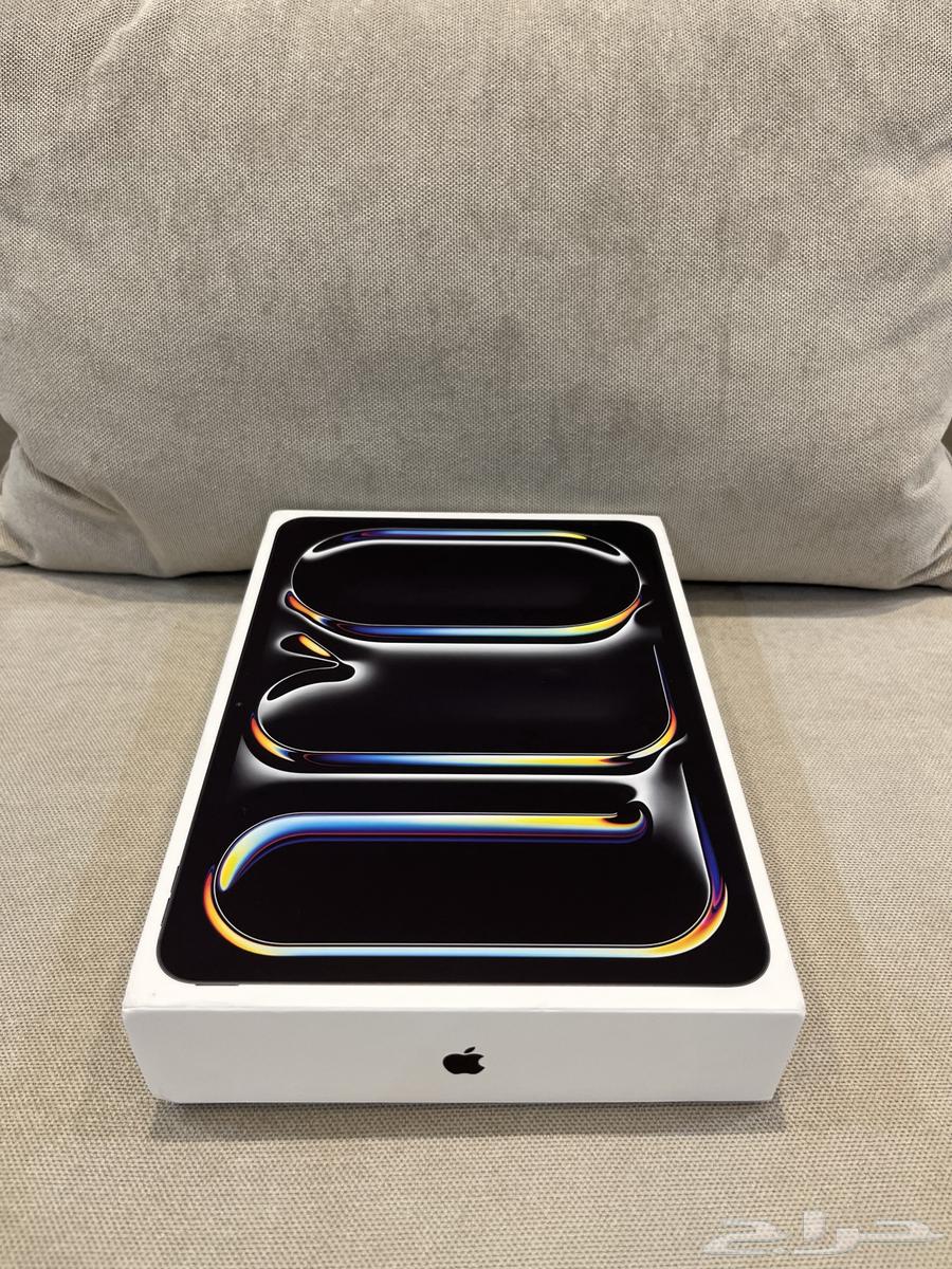 ايباد برو 11 انش 512 لون اسود64585380720642110