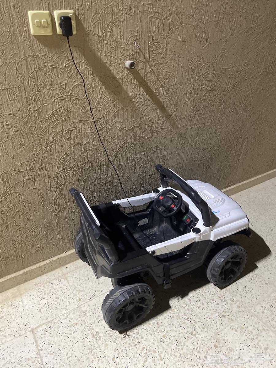 سياره لعبه للبيع64587864050178112