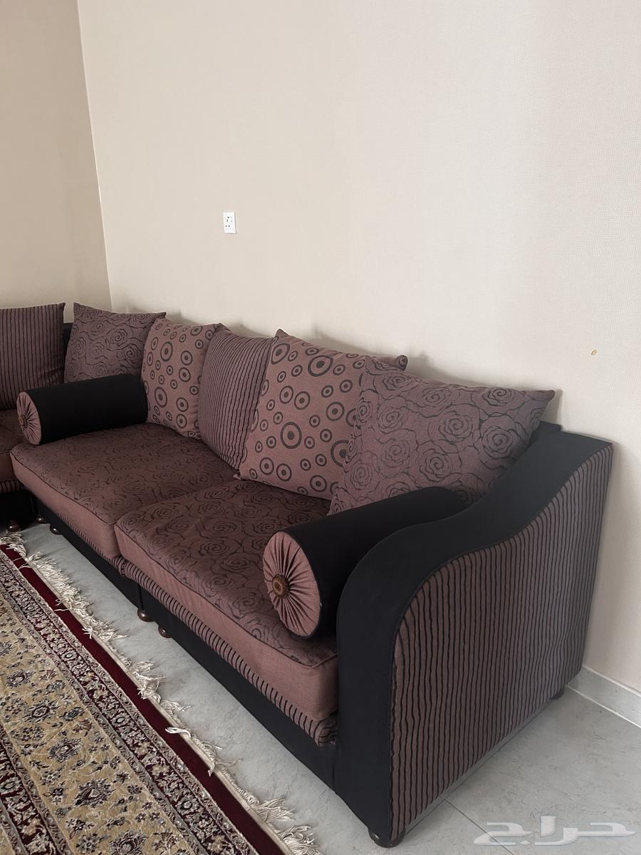 كنب بالدمام للبيع السعر قابل للتفاوض64581718759554112