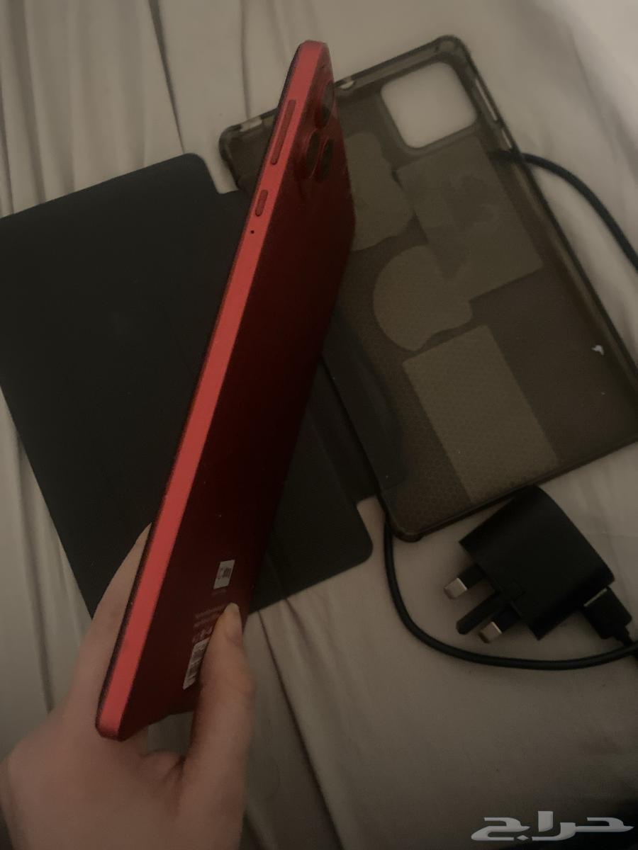 ايباد جاني هديه ماعرف نوعه وما استخدمته البيع 300 250اخر شي64587814277122114