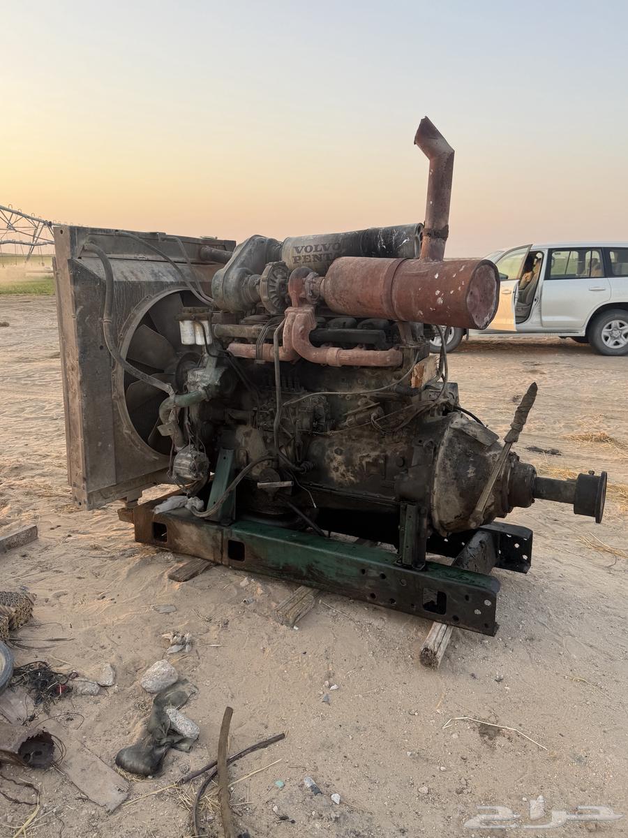 للبيع مكينة رشاش زراعي فولفو 41064584078919171110