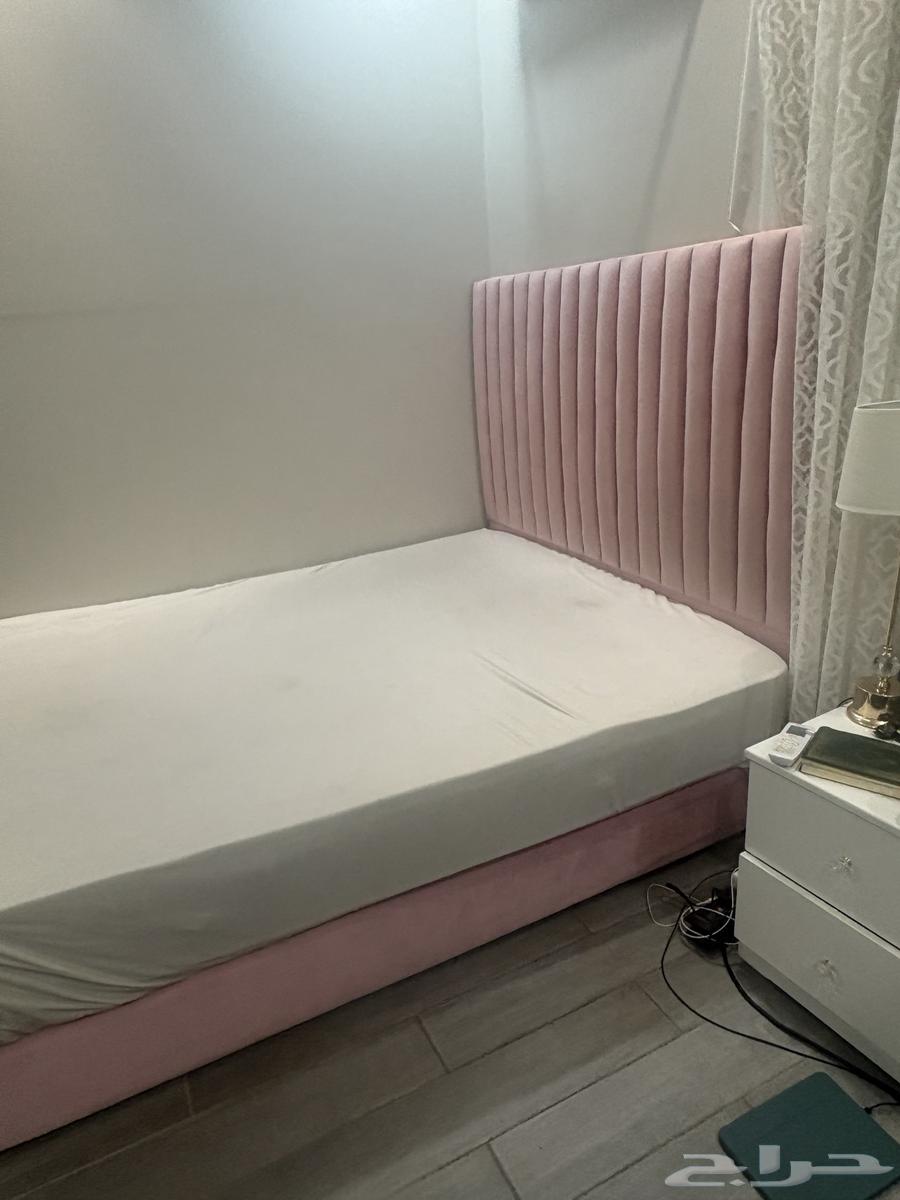 سرير نفرين للبيع64580061520387111