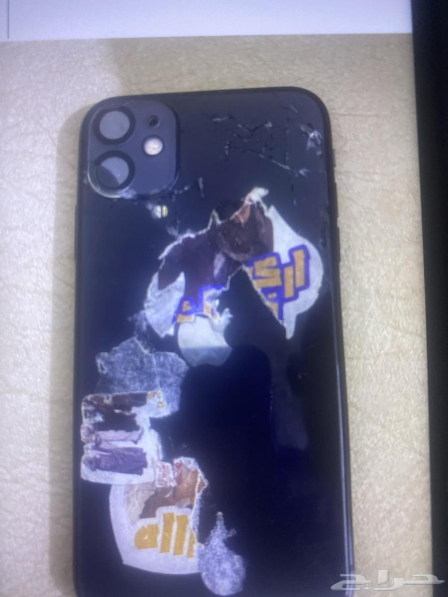 آيفون مستخدم من 29ارمضان البطارية 83 مكسور الشاشة الي ورى64583400961921110