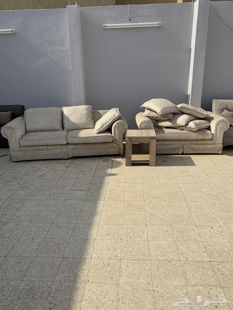 اللي محتاج كنب64583569533059110