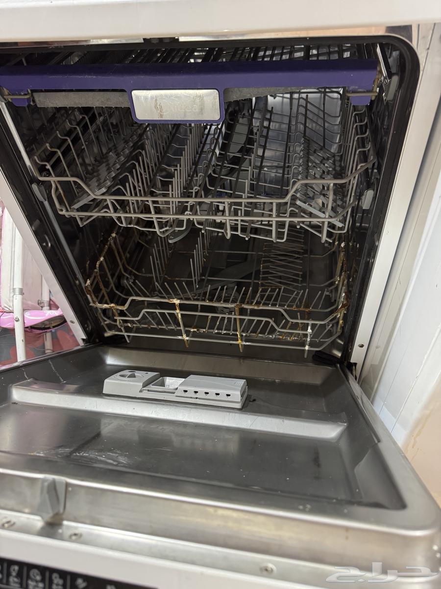 ماكينه قهوه و جلايه وغساله ملابس للبيع64580663032963113