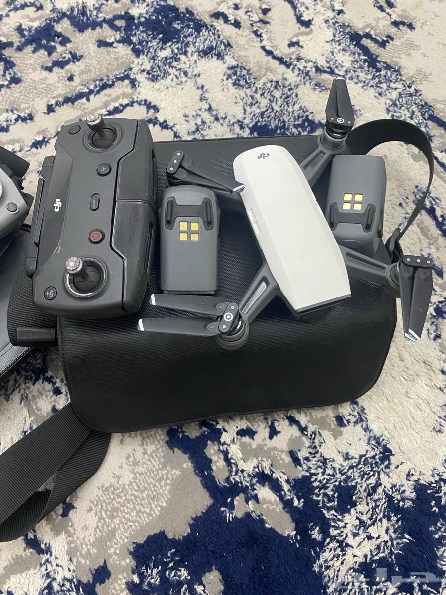 طيارتين درون للبيع في حاله ممتازه64585124436227112