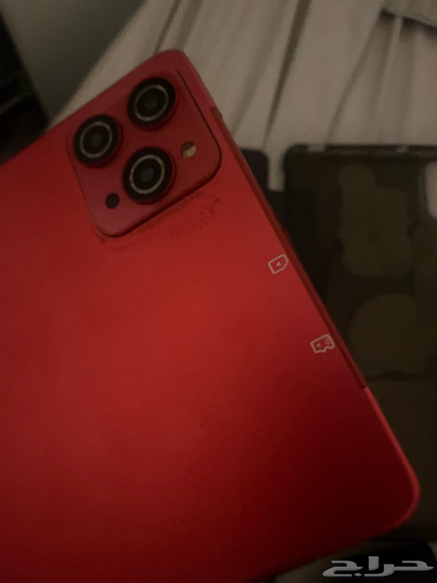 ايباد جاني هديه ماعرف نوعه وما استخدمته البيع 300 250اخر شي64587814277122113