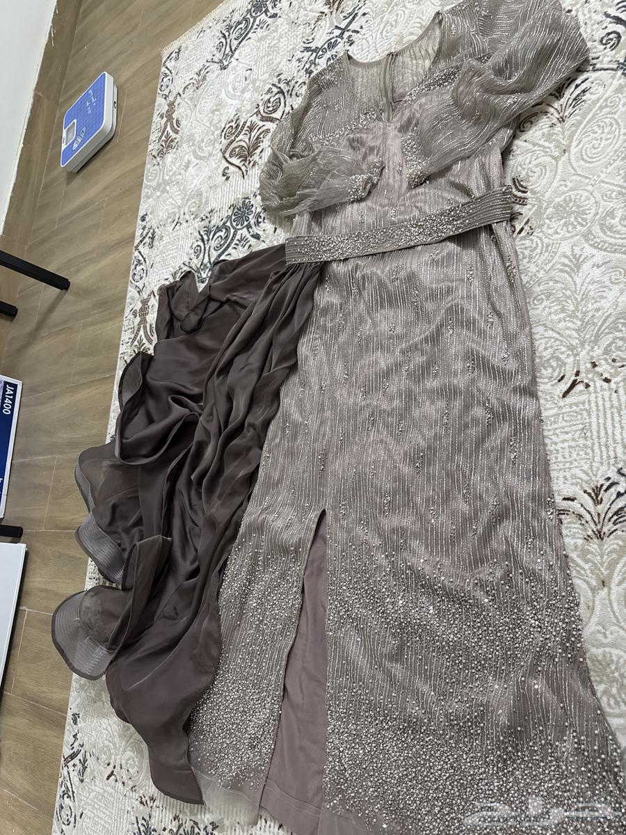 فستان لبسه وحده شريته بالف ابي فيه 50064583386681603110