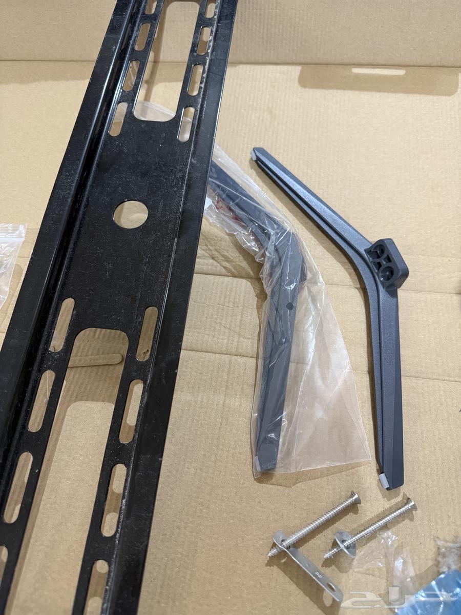 قاعدة تلفزيون جدارية وارضية جديدة64583823642883110