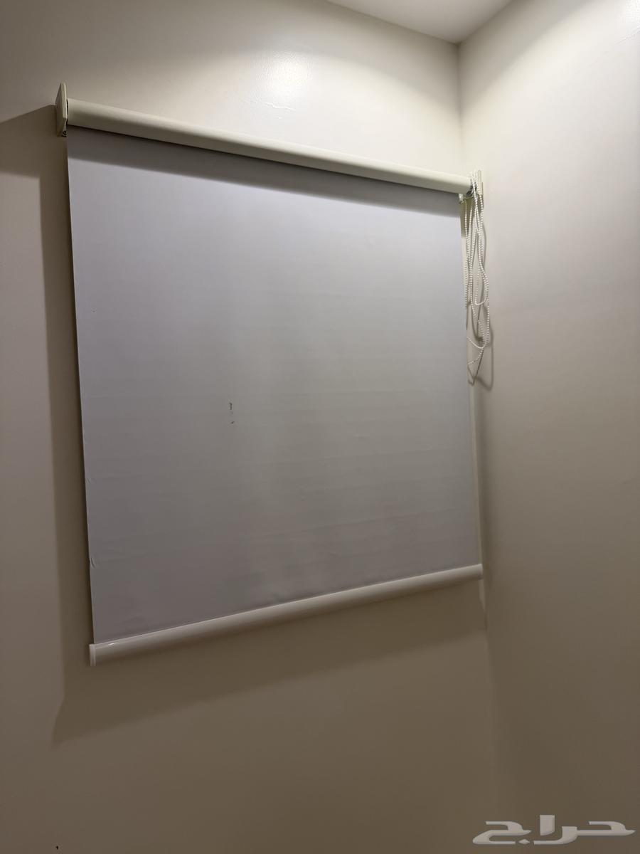 للبيع اثاث مستعمل طاولات و ستاير رول64579745702786112