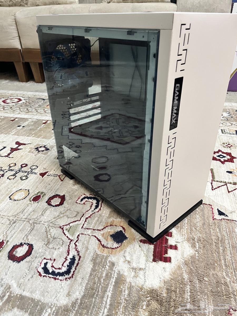 White case and DDR4 8GB RAM for sale64562768534146110